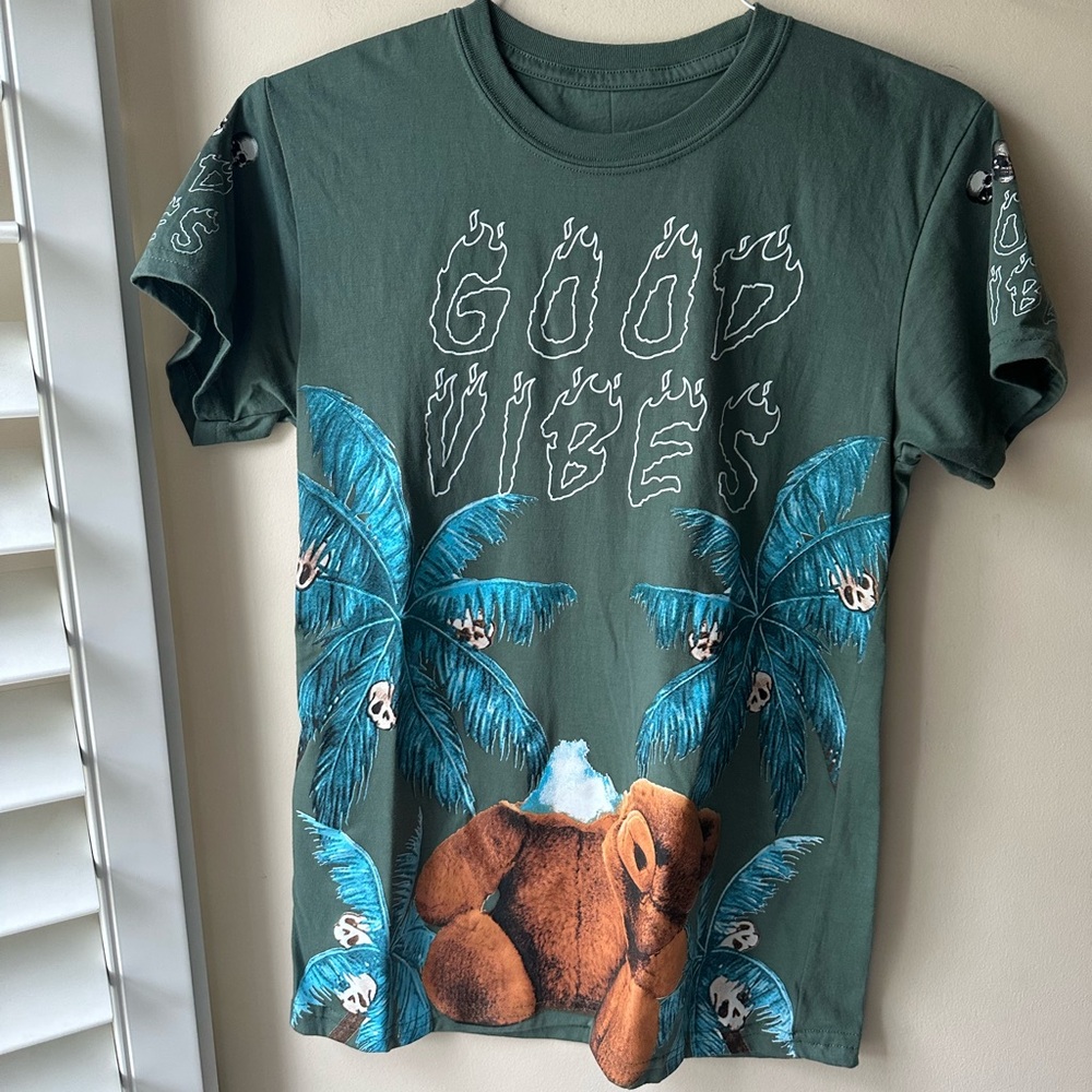 Stylish Green Fresh Laundry Graphic Tee